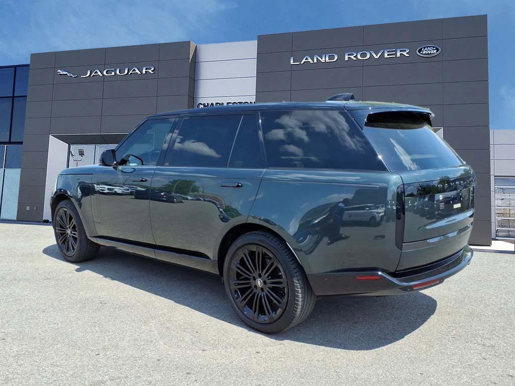 Used 2023 Land Rover Range Rover Long Wheelbase Autobiography AWD/4WD image 3