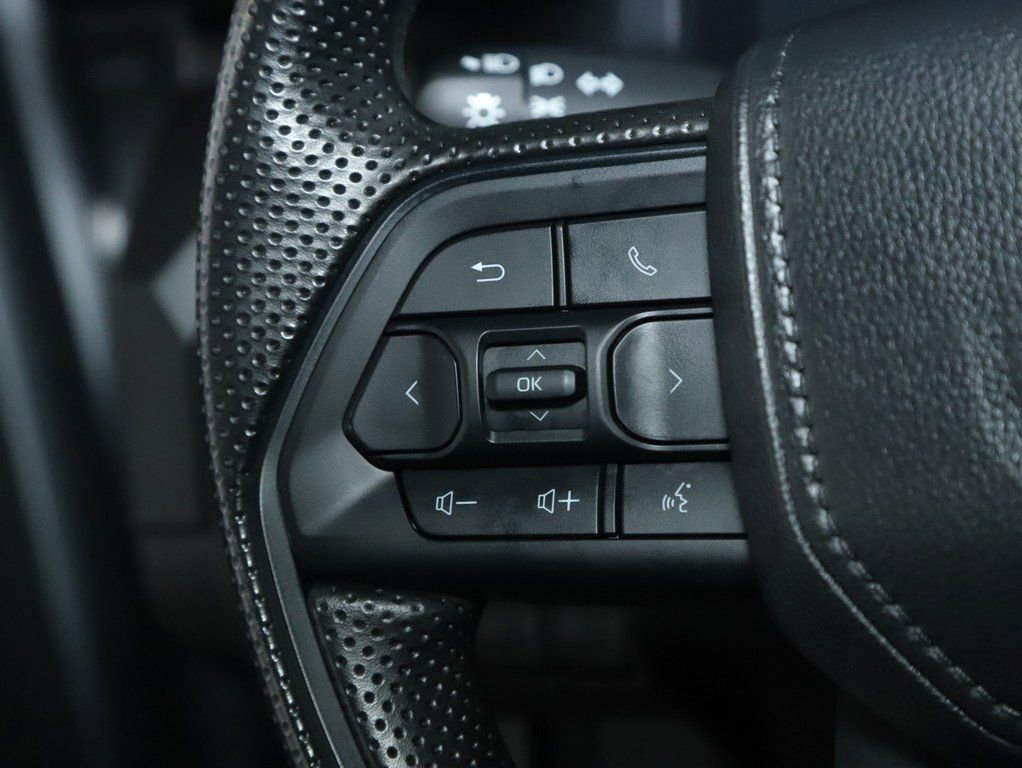 Used 2024 Toyota Tacoma SR image 22