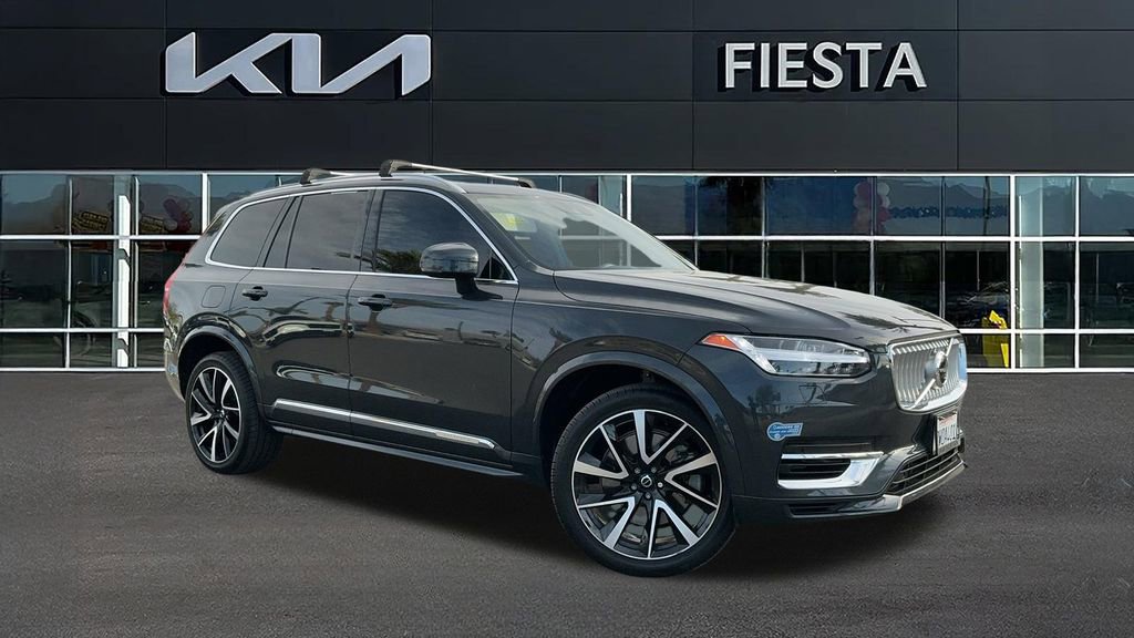 Used 2021 Volvo XC90 T8 Inscription Expression w/ Advanced Package image 1