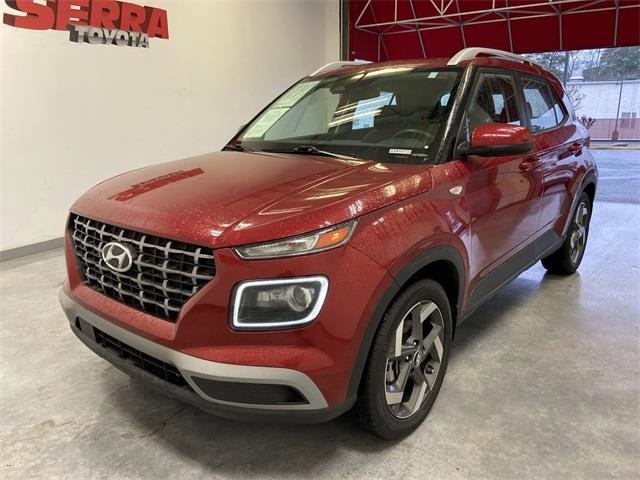 Used 2024 Hyundai Venue Limited image 13