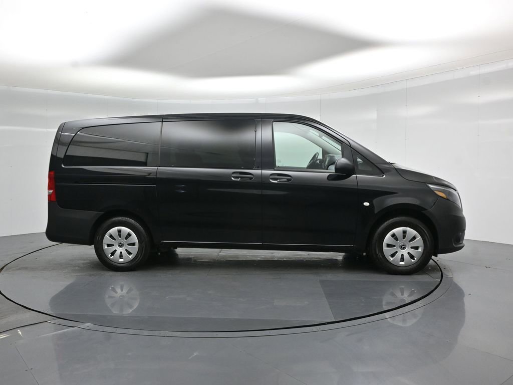 Used 2023 Mercedes-Benz Metris Passenger image 21