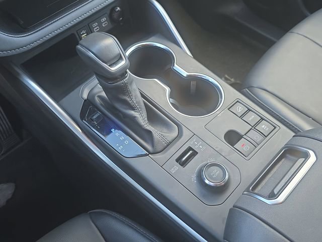 Used 2025 Toyota Highlander XSE image 26