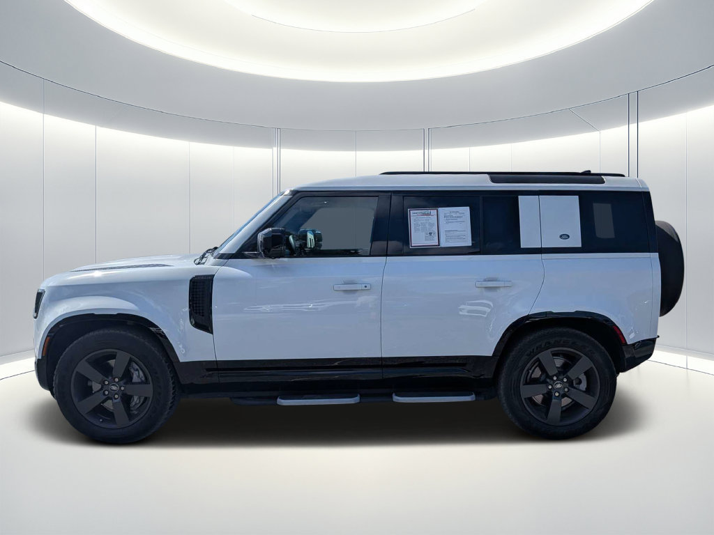 Used 2023 Land Rover Defender 110 X-Dynamic SE AWD/4WD image 6