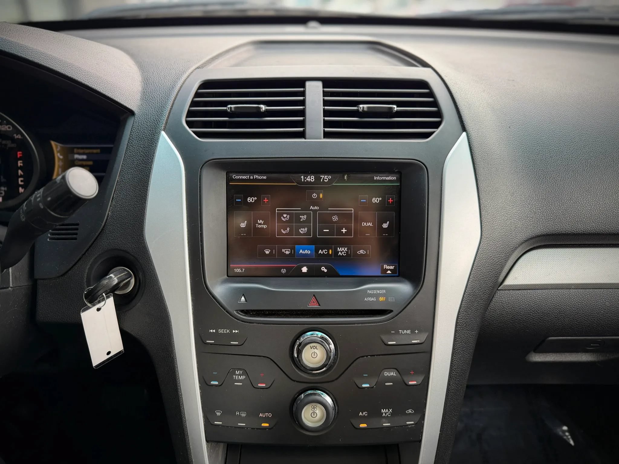 Used 2012 Ford Explorer XLT FWD image 18