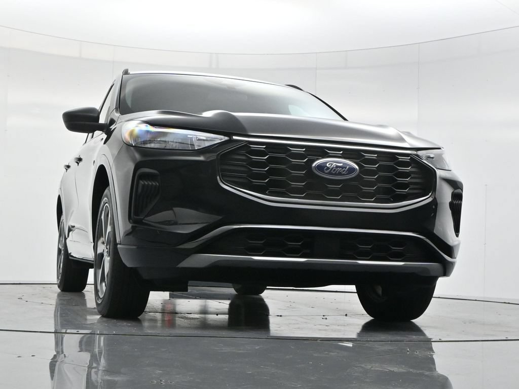 Used 2024 Ford Escape ST-Line w/ Tech Pack #1 AWD/4WD image 46