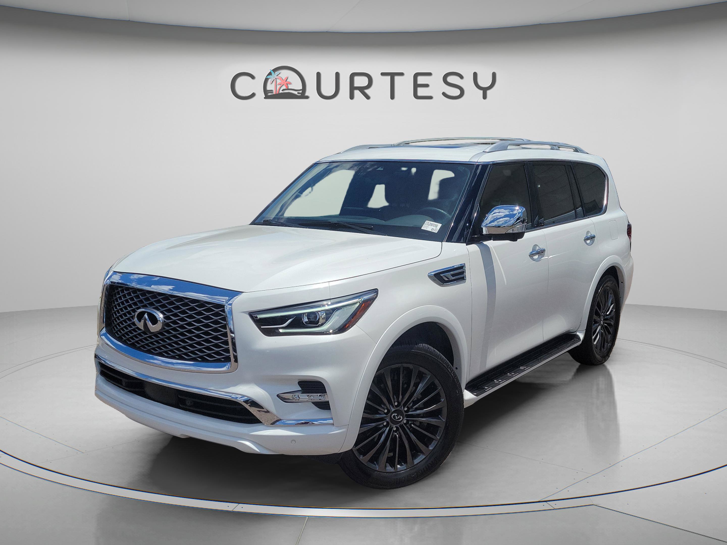 Certified 2024 INFINITI QX80 Sensory w/ Cargo Package AWD/4WD image 2
