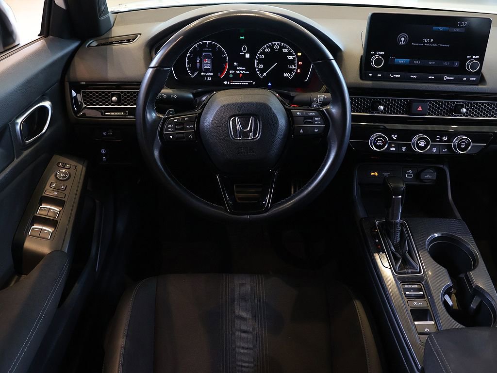 Used 2022 Honda Civic Sport image 6