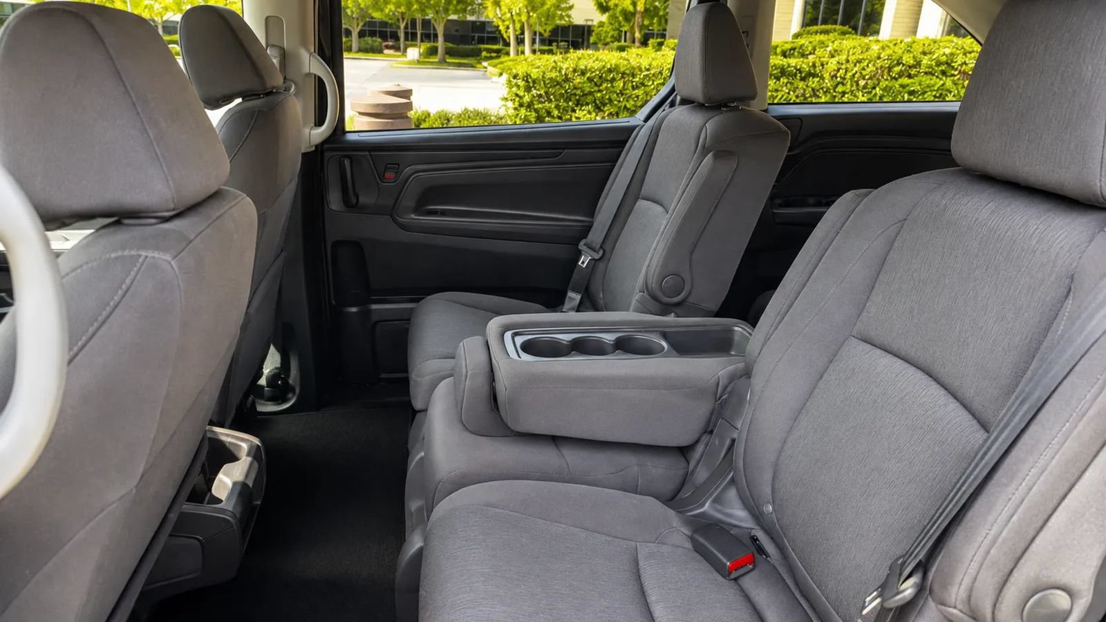 Used 2020 Honda Odyssey EX image 11