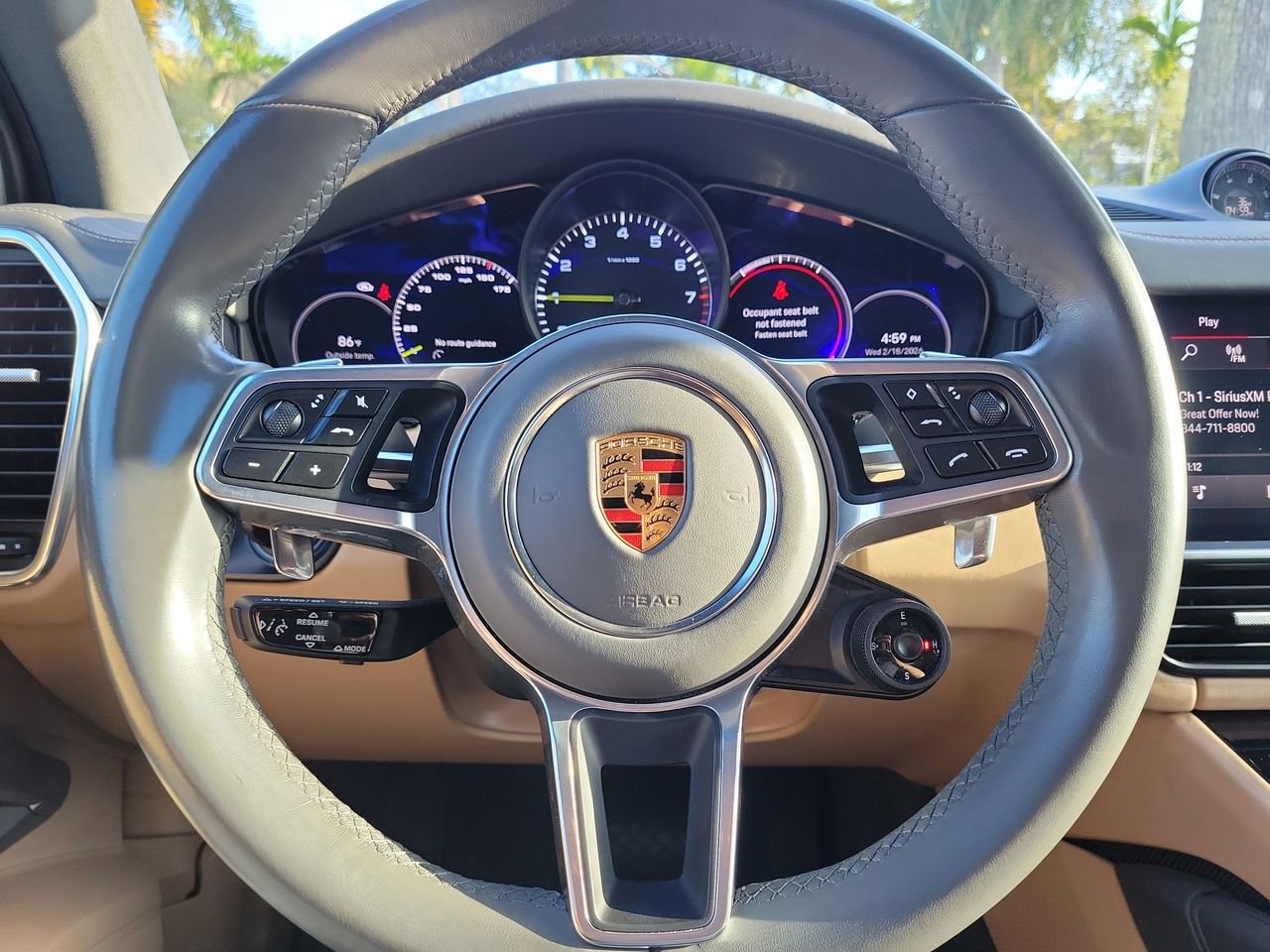 Used 2023 Porsche Cayenne Platinum Edition image 28