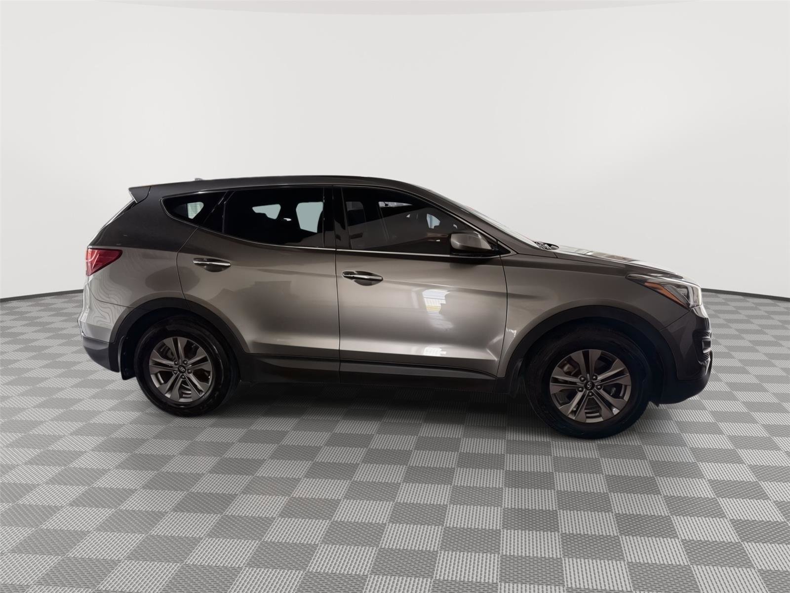 Used 2016 Hyundai Santa Fe Sport FWD image 6