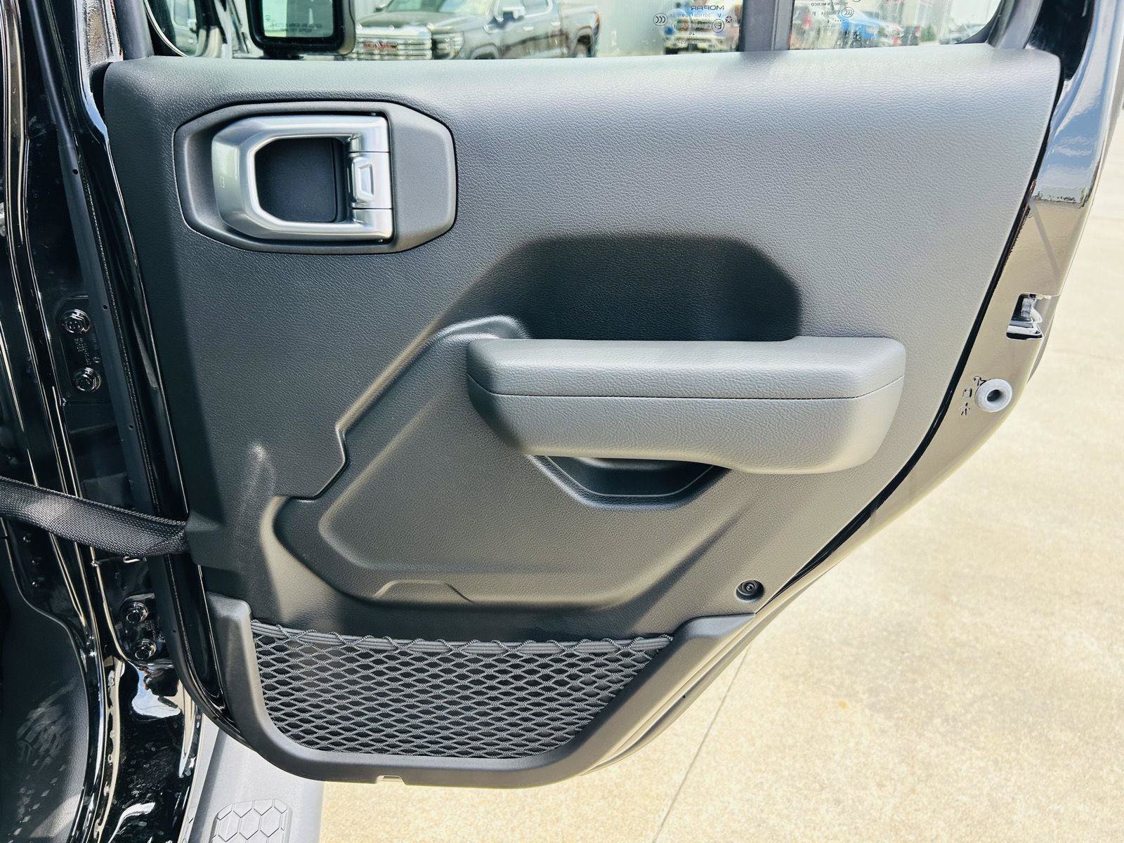 New 2026 Jeep Wrangler Unlimited Sport AWD/4WD image 27