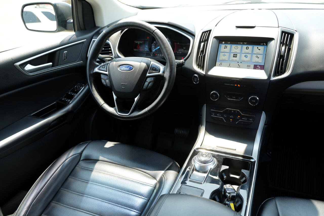 Used 2019 Ford Edge SEL w/ Equipment Group 201A image 26