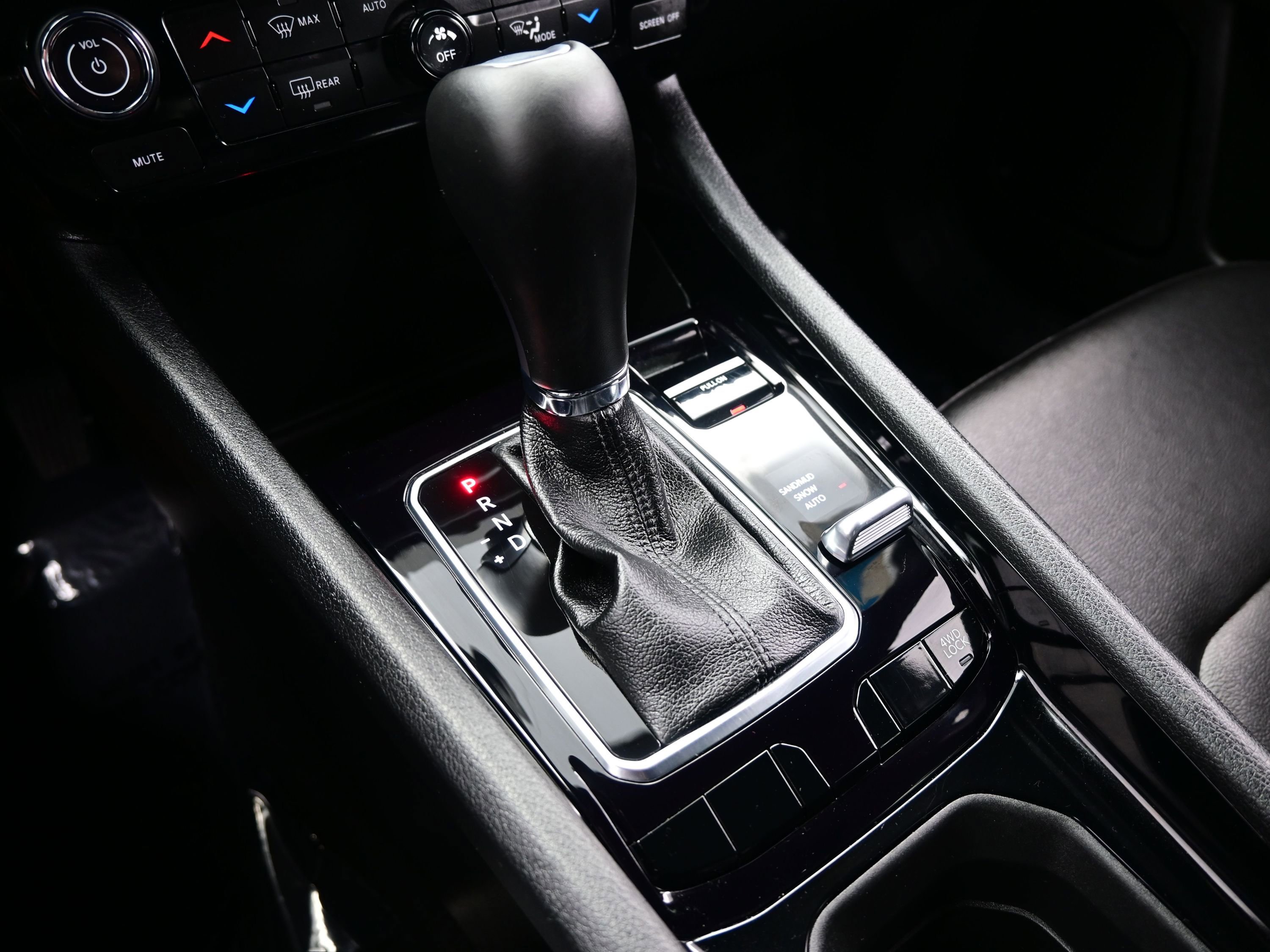 Used 2024 Jeep Compass Limited image 21