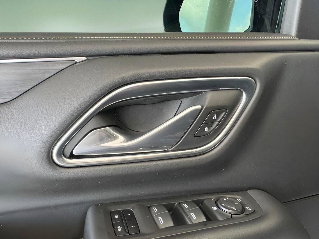 Used 2021 GMC Yukon SLT image 12