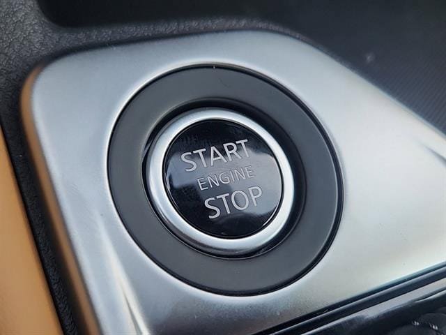 New 2025 Nissan Sentra SV w/ SV Premium Package FWD image 10