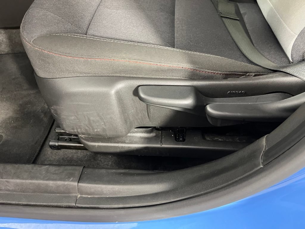 Certified 2024 Chevrolet Trax RS FWD image 24
