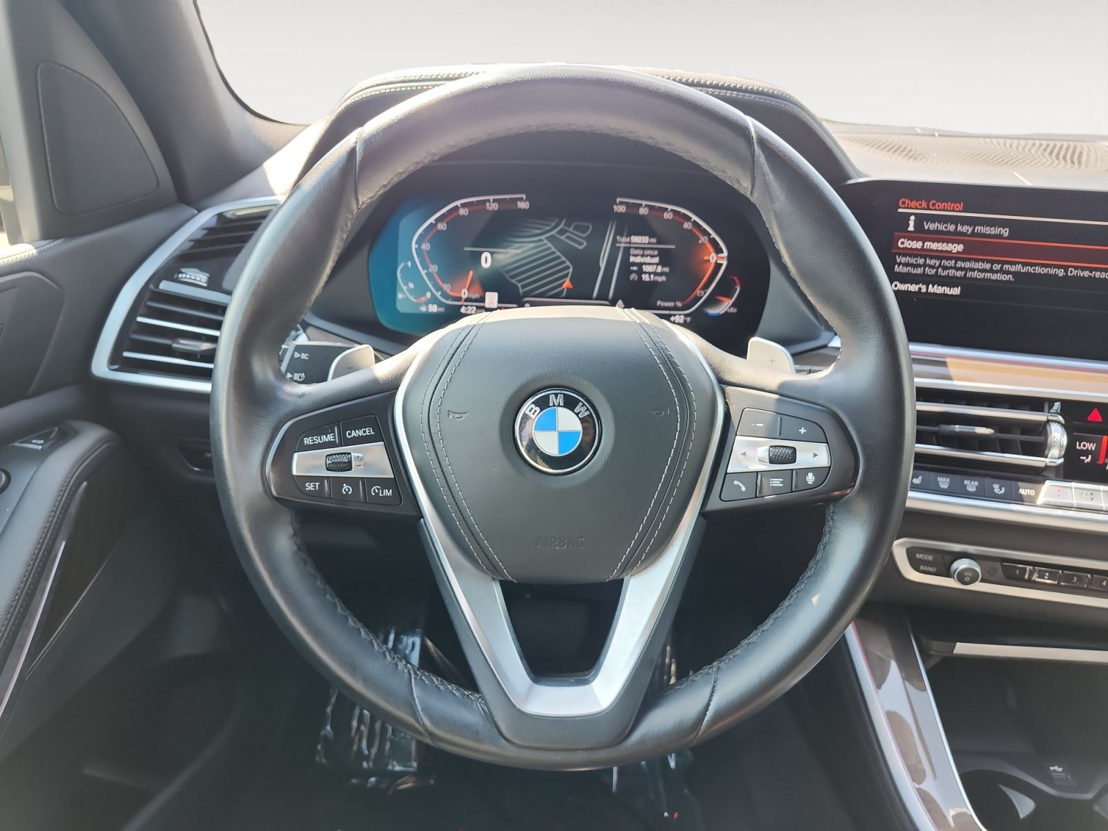 Used 2022 BMW X5 xDrive40i w/ Premium Package AWD/4WD image 12