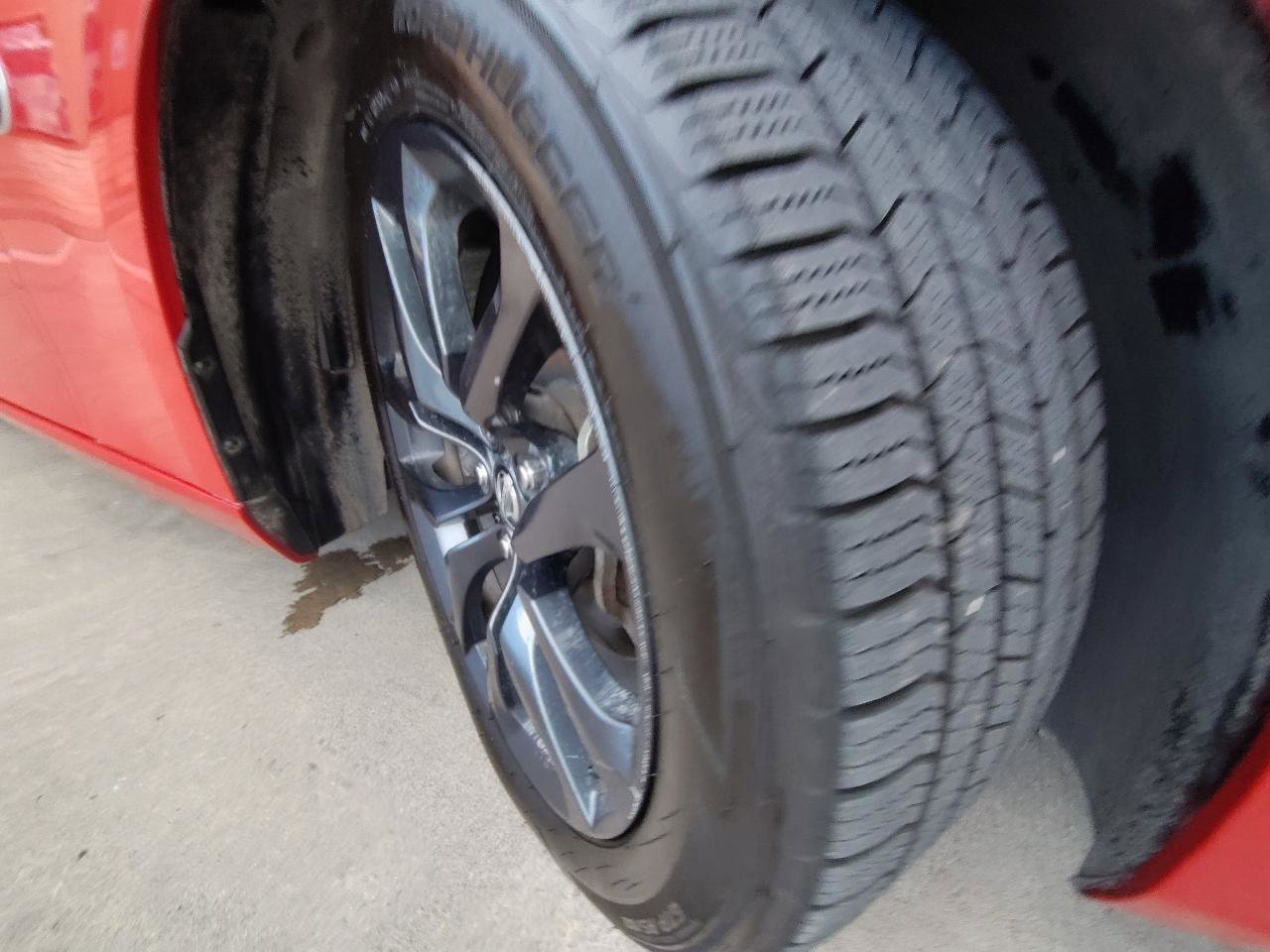 Used 2015 Nissan 370Z Coupe image 30