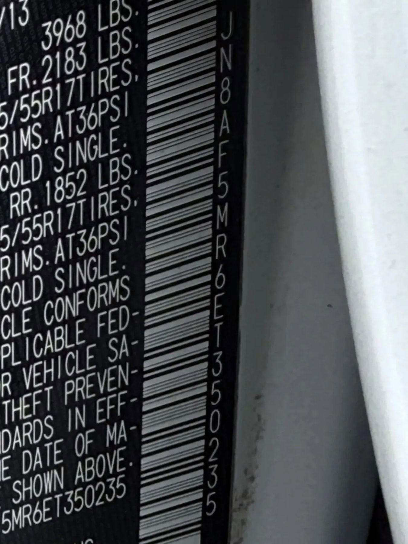 Used 2014 Nissan Juke S image 30