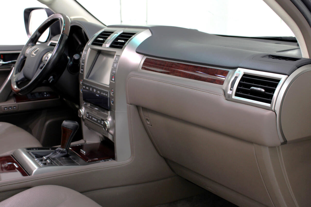 Used 2017 Lexus GX 460 Premium image 49