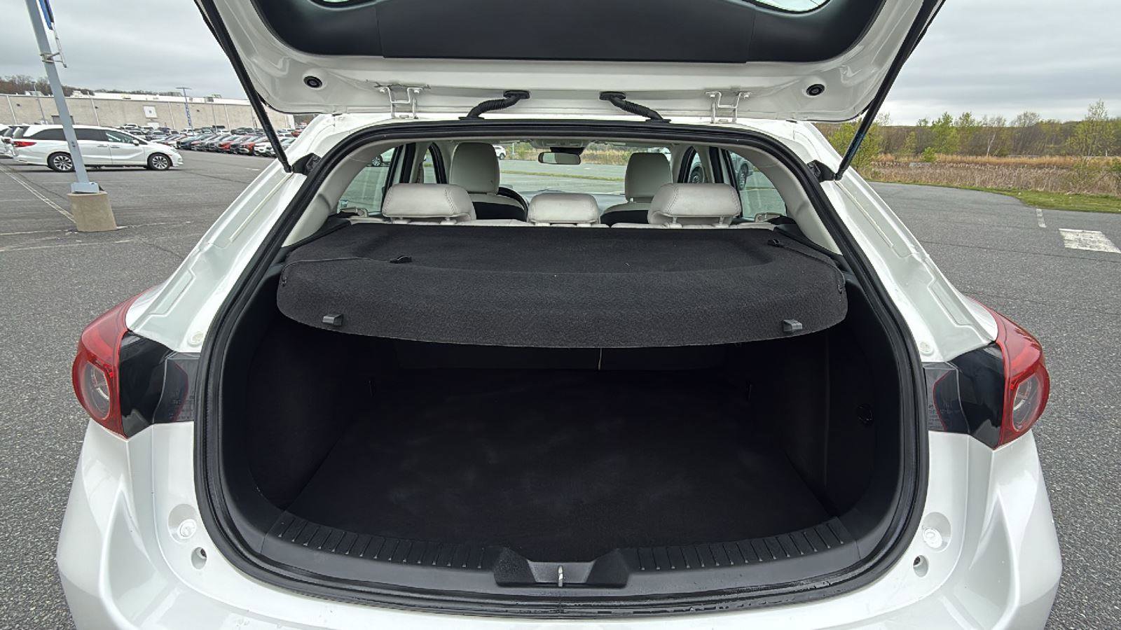 Used 2018 MAZDA MAZDA3 Grand Touring FWD image 20