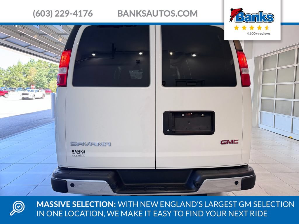 Used 2023 GMC Savana 3500 w/ Driver Convenience Package RWD image 7