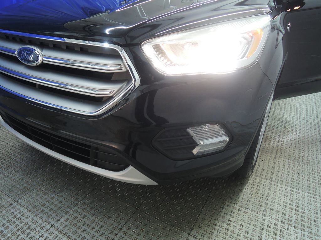 Used 2017 Ford Escape Titanium FWD image 43