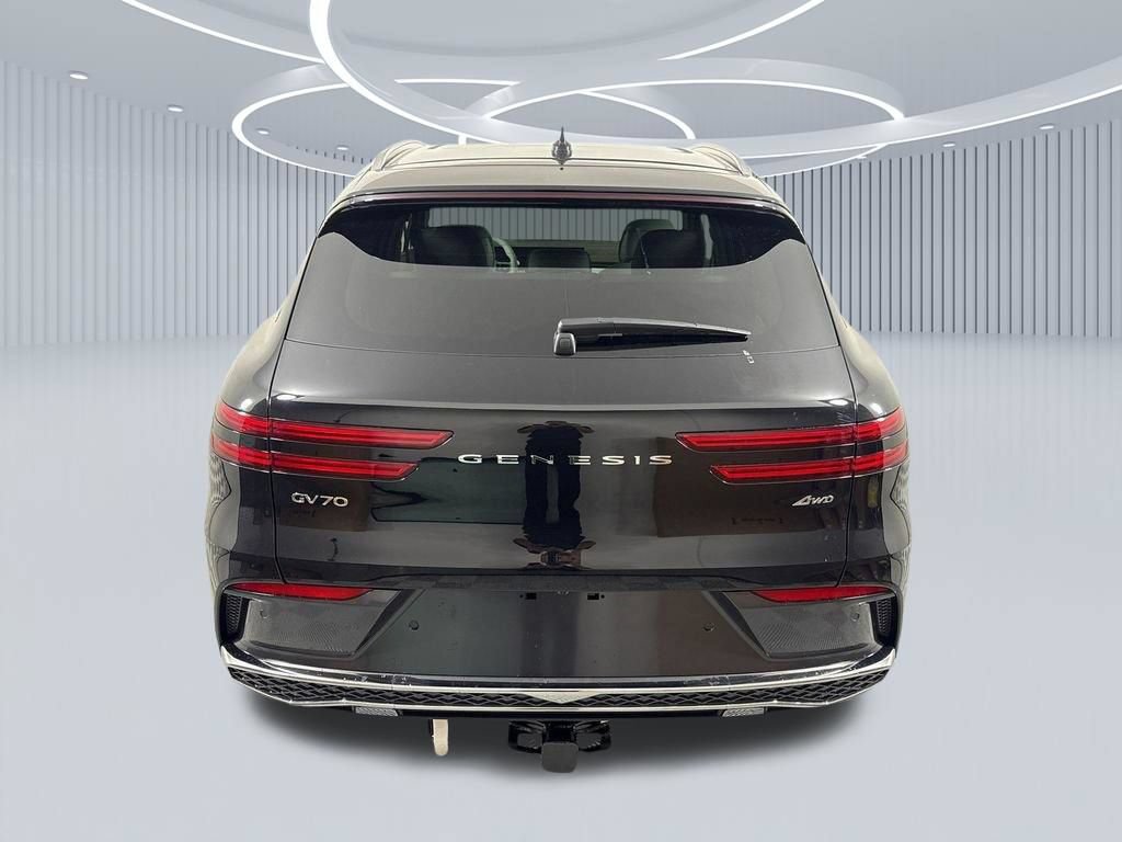 New 2026 Genesis GV70 2.5T Advanced w/ G1 Accessory Package AWD/4WD image 4