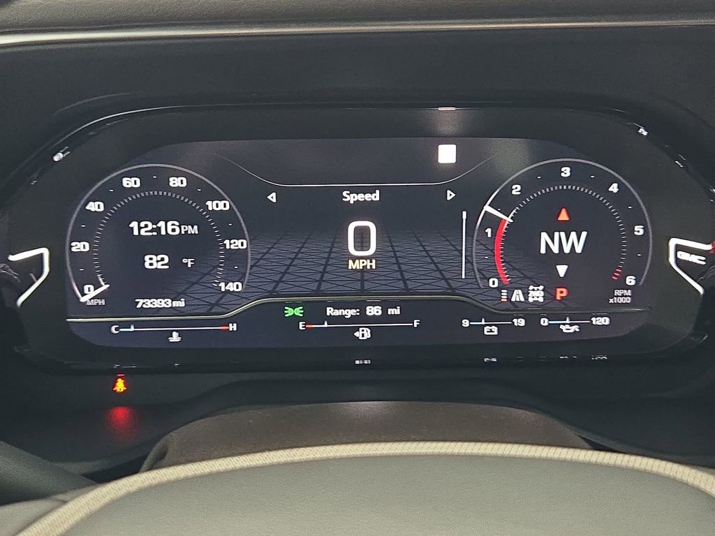 Used 2022 GMC Yukon XL Denali w/ Denali Ultimate Package AWD/4WD image 17