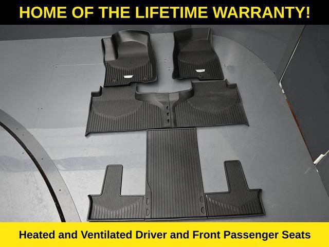 Used 2025 Cadillac Escalade Sport Platinum w/ LPO, Floor Liner Package AWD/4WD image 54