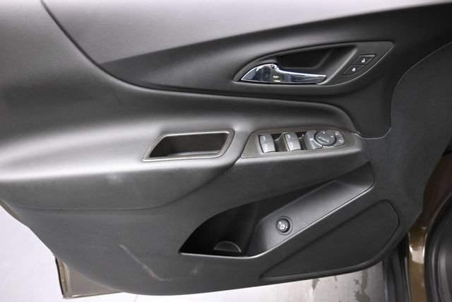 Used 2023 Chevrolet Equinox LT AWD/4WD image 13