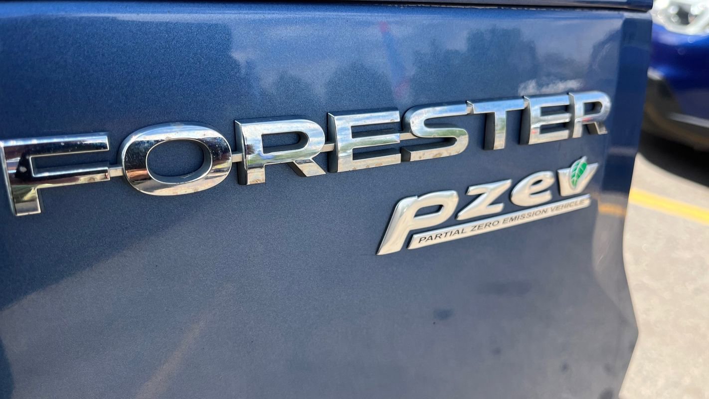 Used 2016 Subaru Forester 2.5i Limited AWD/4WD image 25