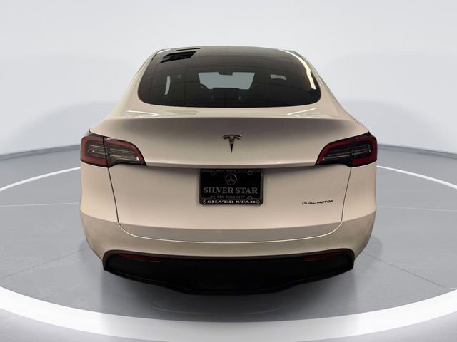 Used 2023 Tesla Model Y Long Range AWD/4WD image 5