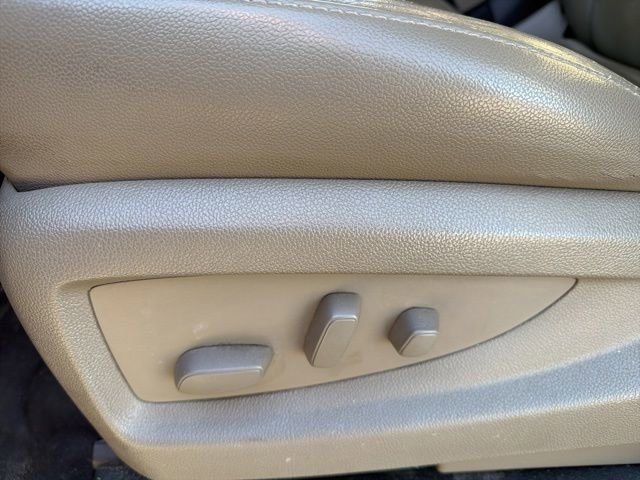 Used 2015 GMC Sierra 1500 SLT w/ SLT Preferred Package AWD/4WD image 15