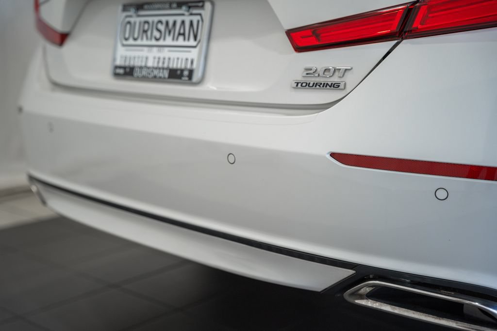 Used 2018 Honda Accord Touring image 7