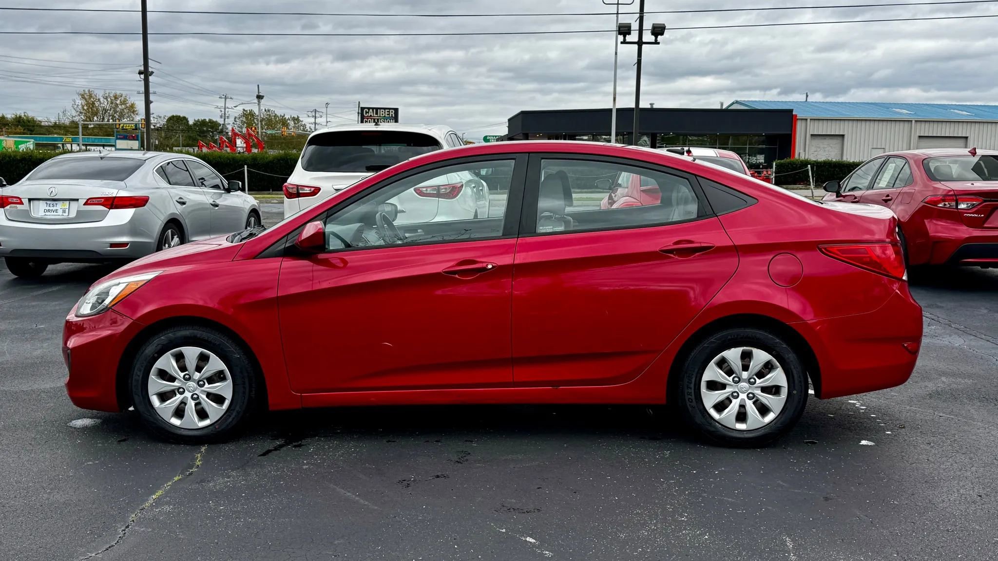 Used 2015 Hyundai Accent GLS image 8