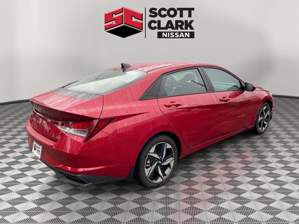 Used 2023 Hyundai Elantra SEL w/ Convenience Package FWD image 6