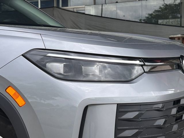 New 2026 Volkswagen Tiguan S FWD image 3