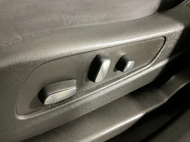 Used 2024 Cadillac XT5 Sportv w/ Technology Package image 26