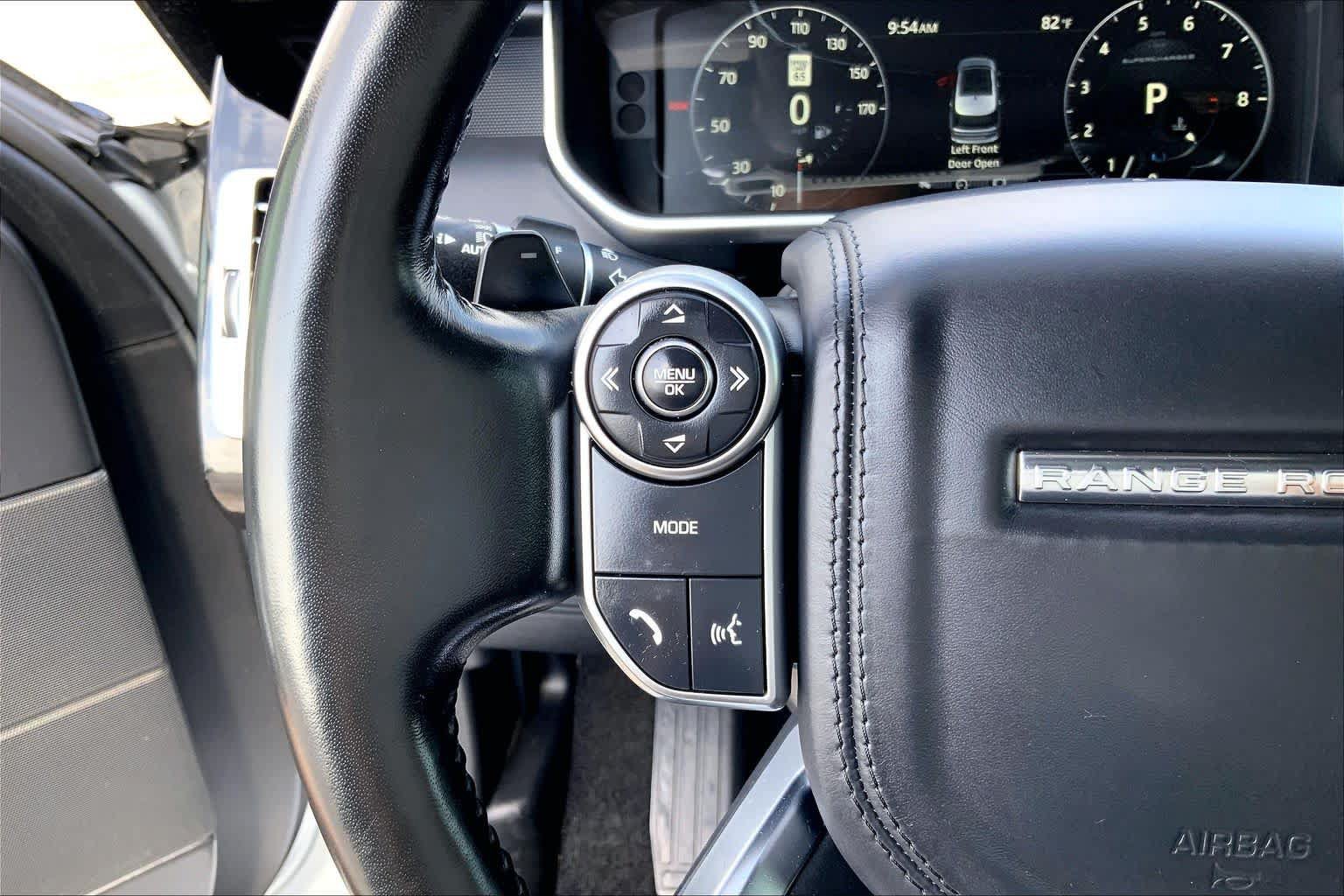Used 2017 Land Rover Range Rover Supercharged AWD/4WD image 21