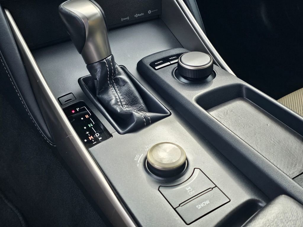 Used 2020 Lexus IS 300 image 26