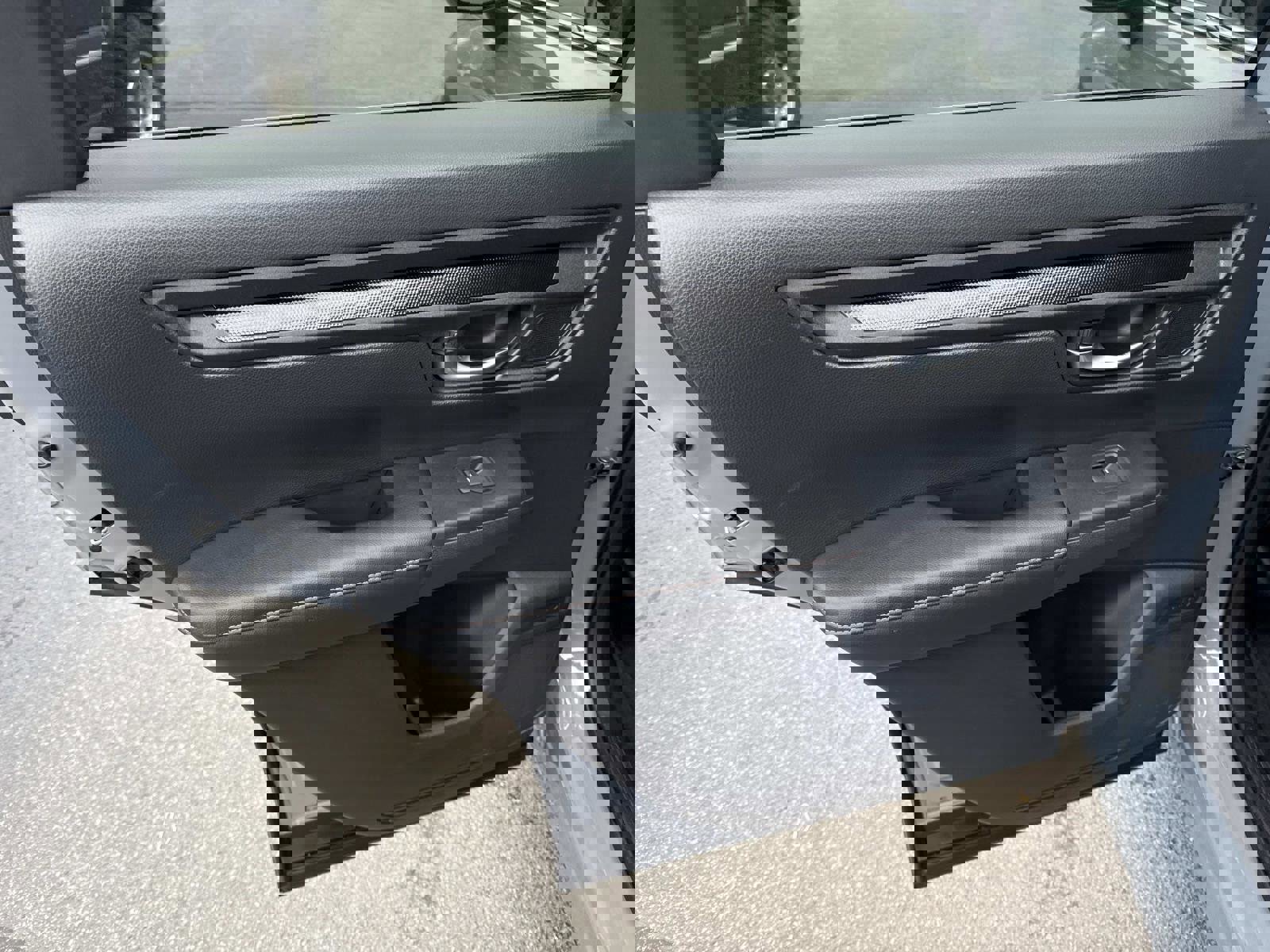 Used 2025 Honda CR-V Sport-L image 16