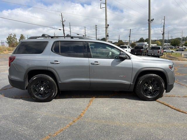 Used 2021 GMC Acadia AT4 w/ Technology Package AWD/4WD image 4