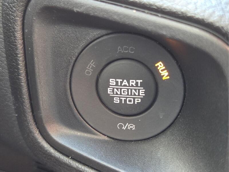 Used 2025 Jeep Wrangler Unlimited Sport AWD/4WD image 29
