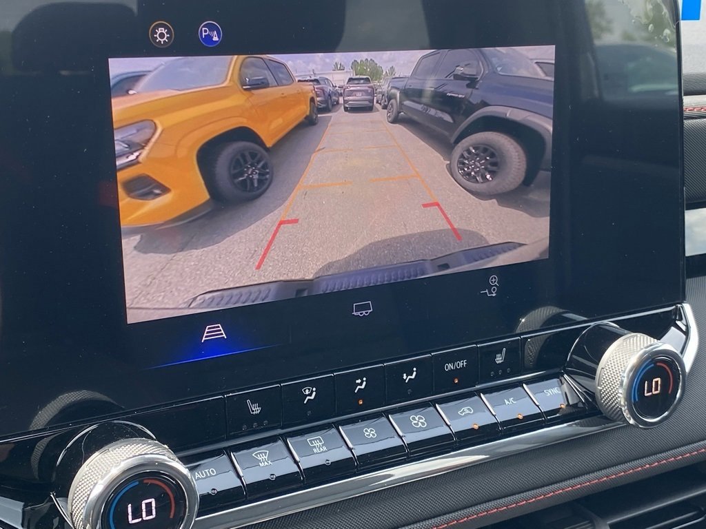 New 2025 Chevrolet Colorado Z71 image 13