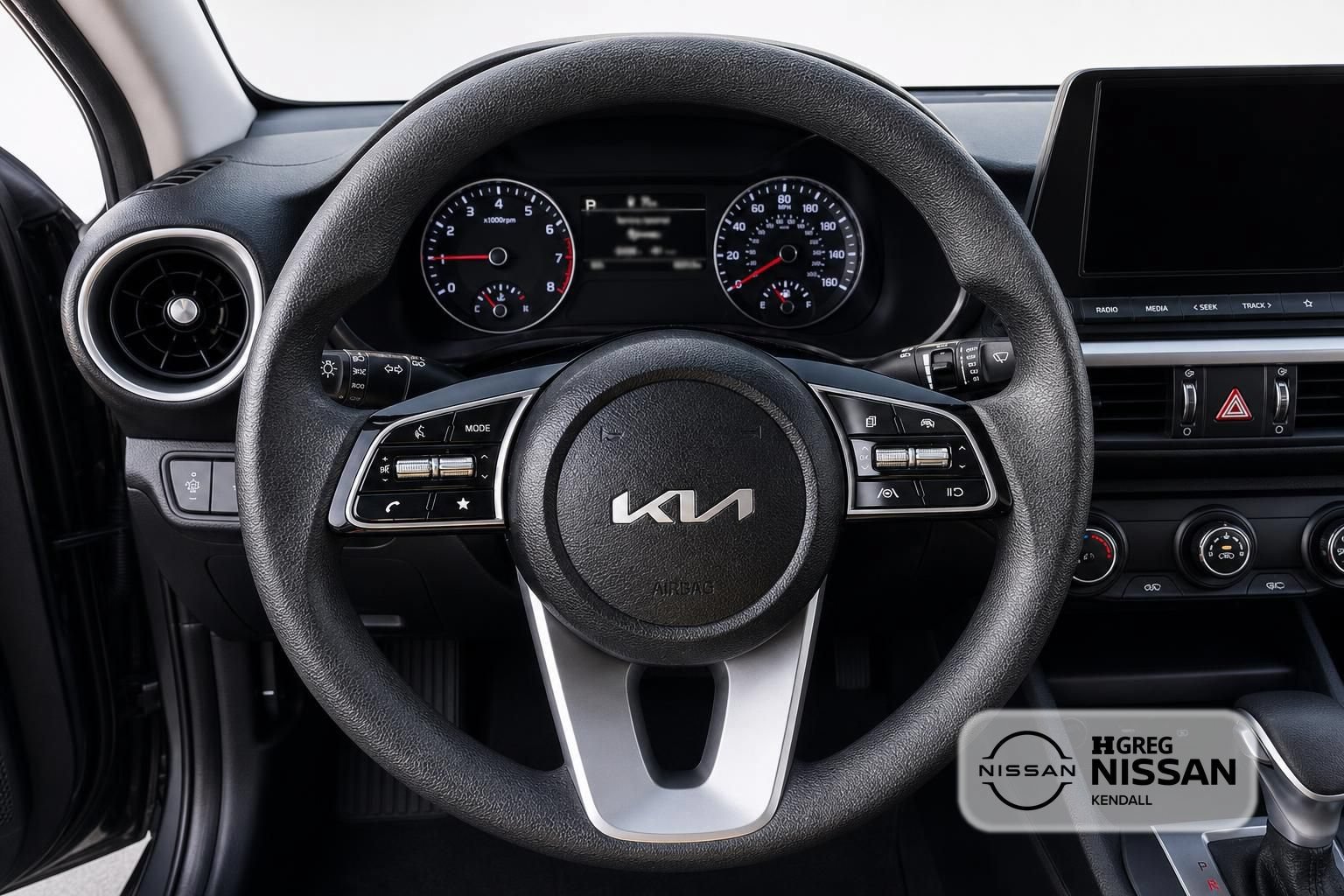 Used 2024 Kia Forte LXS w/ LXS Technology Package FWD image 6
