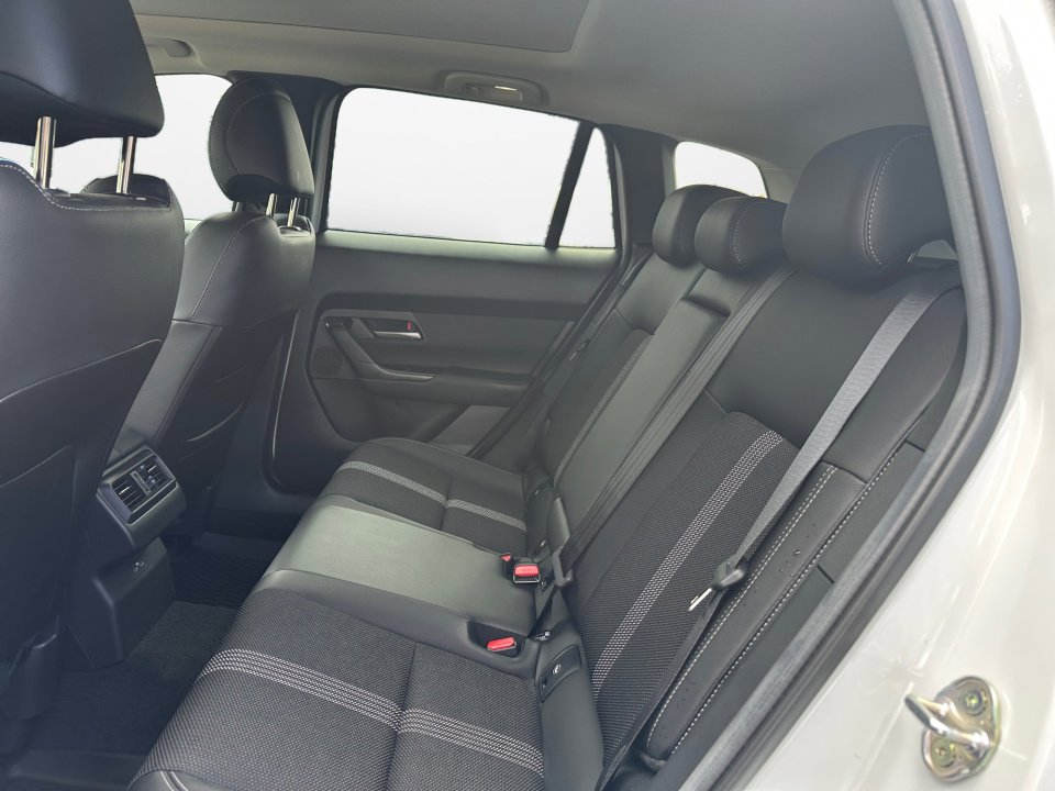 Certified 2025 MAZDA CX-50 AWD 2.5 S w/ Weather Package image 16