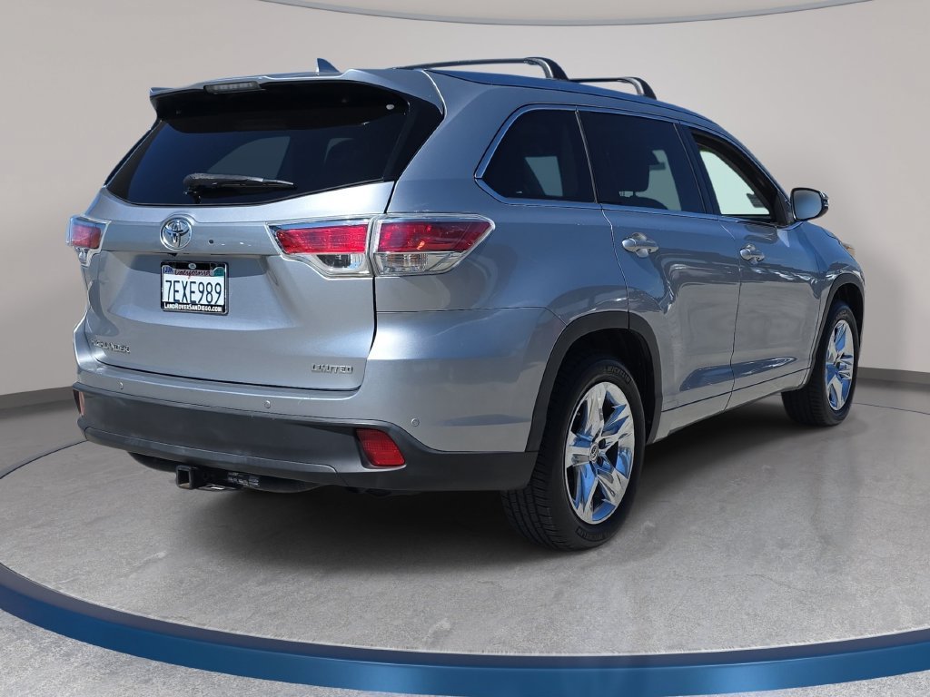 Used 2014 Toyota Highlander Limited Platinum FWD image 6