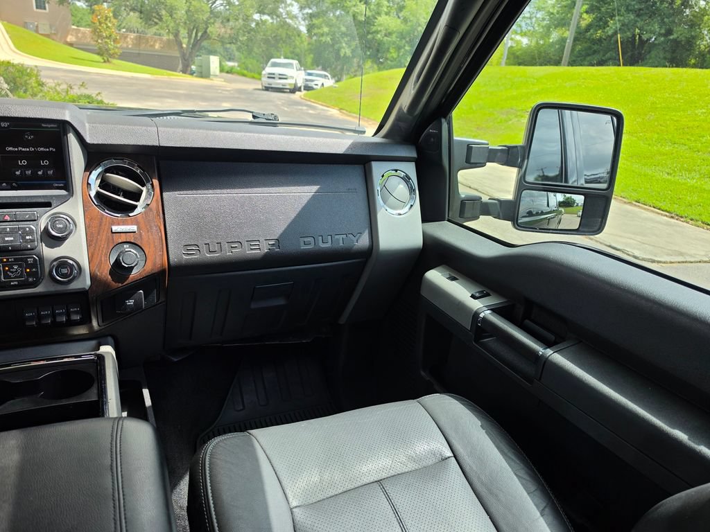 Used 2016 Ford F250 Lariat w/ Lariat Ultimate Package AWD/4WD image 17