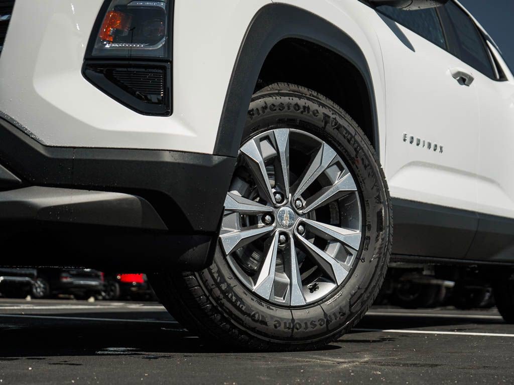 New 2027 Chevrolet Equinox LT FWD image 6